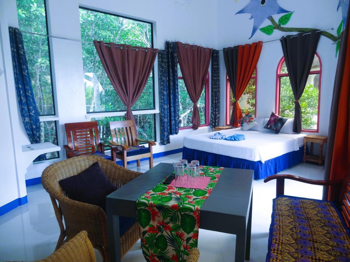 Mg Chateau Resort El Nido Exterior photo