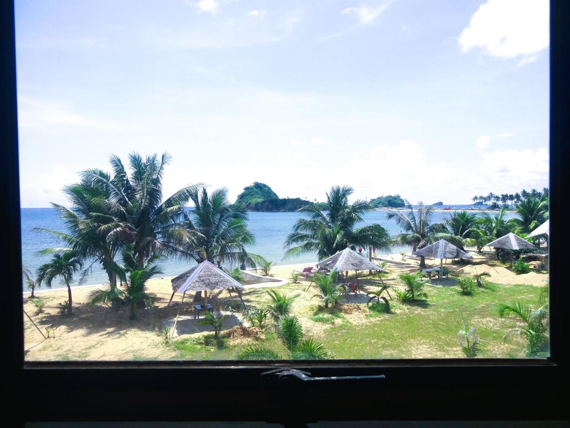 Mg Chateau Resort El Nido Exterior photo